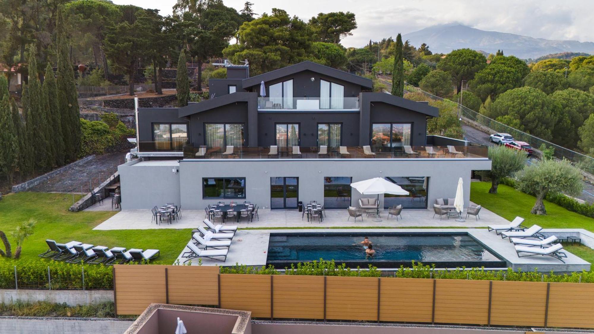 Mon Luxury Rooms Spa Nicolosi Exterior foto