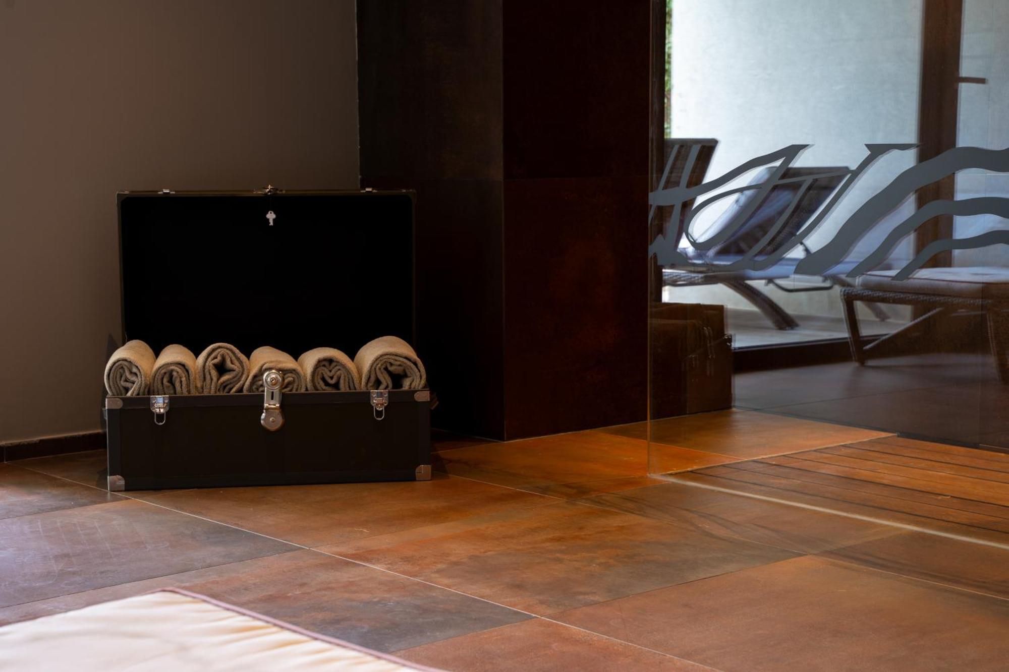 Mon Luxury Rooms Spa Nicolosi Exterior foto